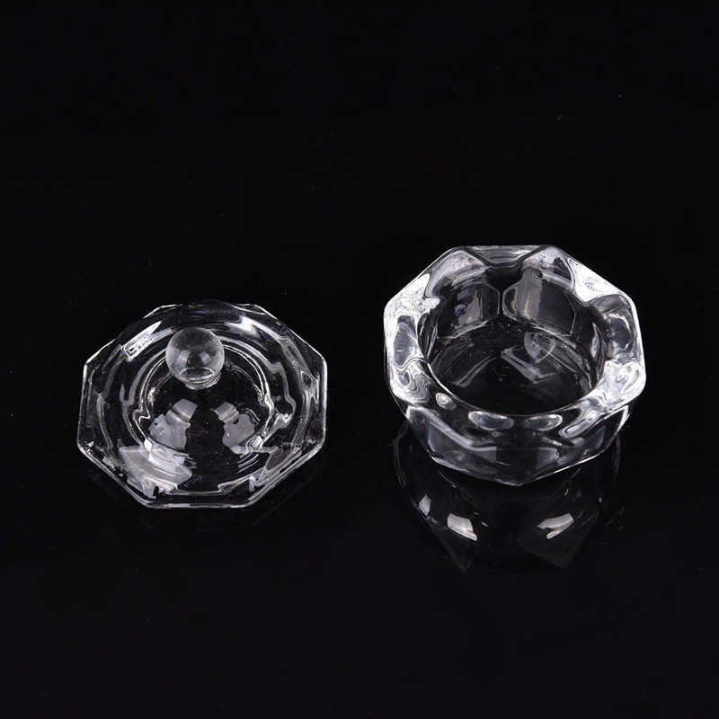 Ly thuỷ tinh đựng nước lưu huỳnh