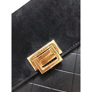 Túi C khóa gập da lộn sz 25