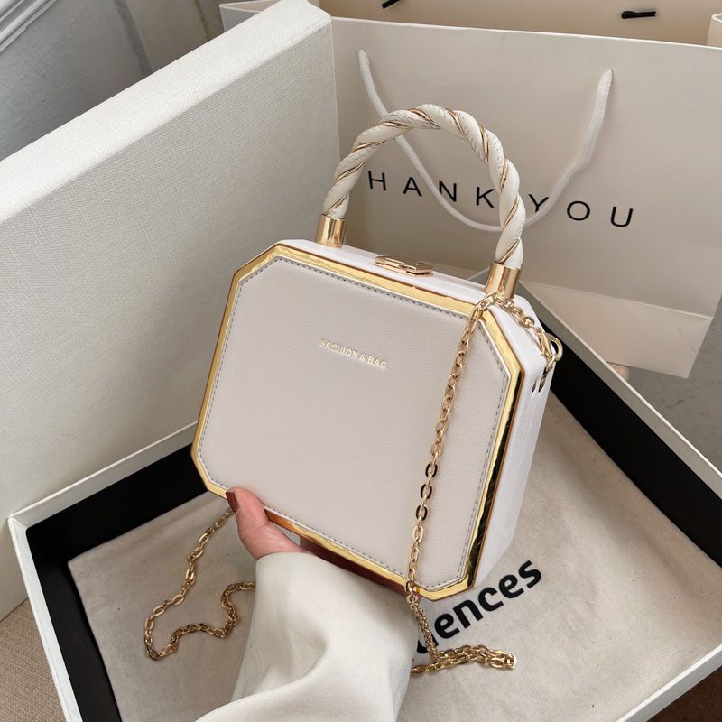 Túi Hộp Đeo Chéo Dây Xích Thời Trang Cao Cấp Dành Cho Nữ