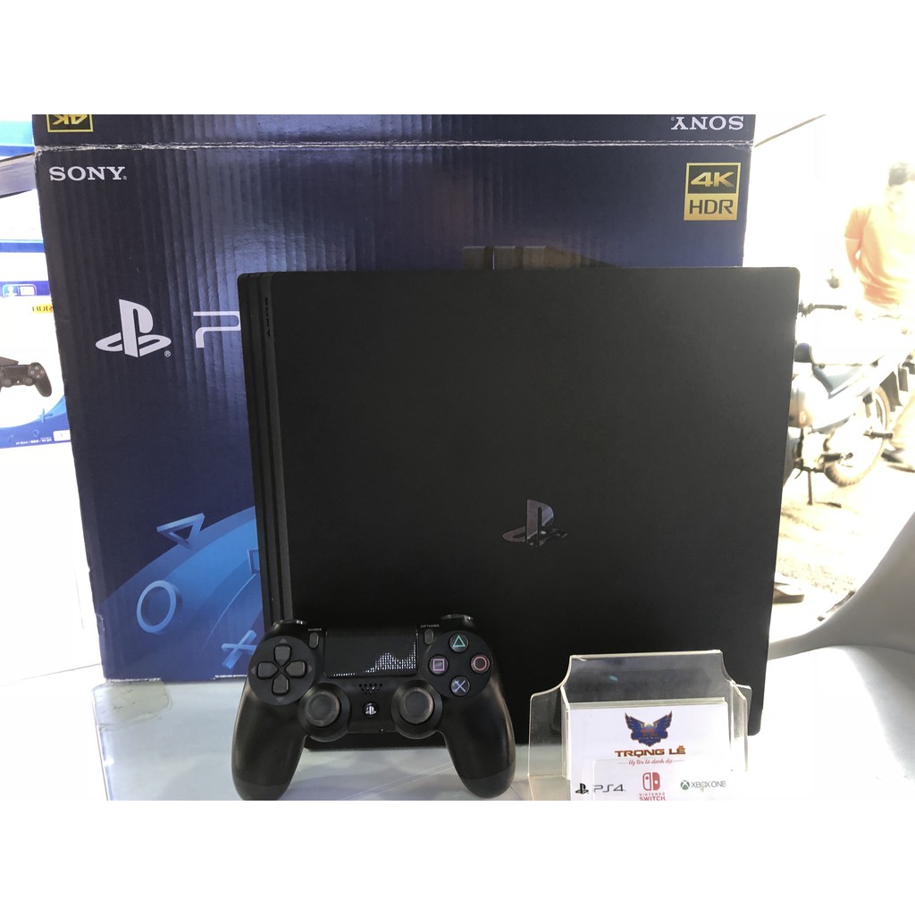 Mã SKAMSALE03 giảm 10% đơn 200k Máy Ps4 Pro Đã Qua Sử Dụng còn 90%