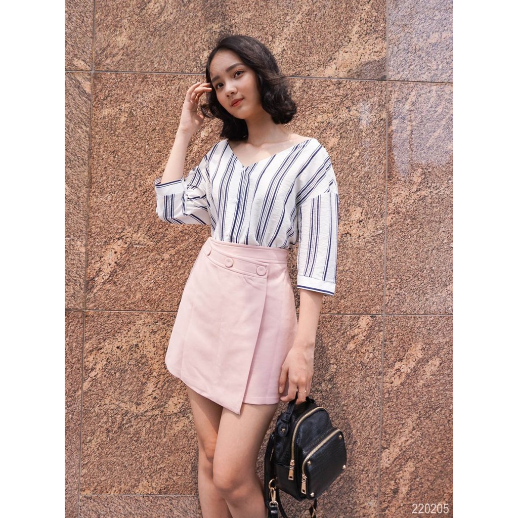 ÁO V-NECK STRIPED BLOUSE OVANMADE AM4091 - OVAN.VN