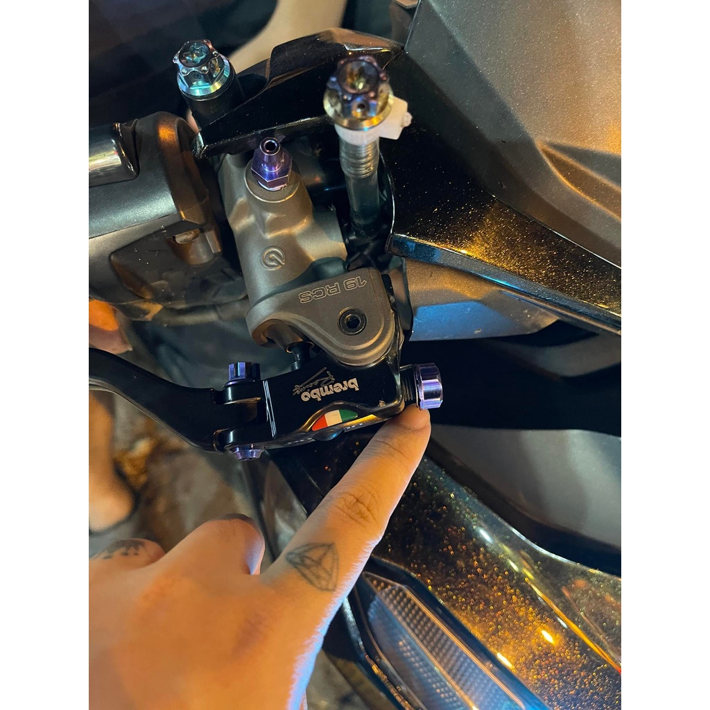 Núm bông vặn tay Brembo RC, núm vặn tay Billet chất liệu 100% titan Gr5
