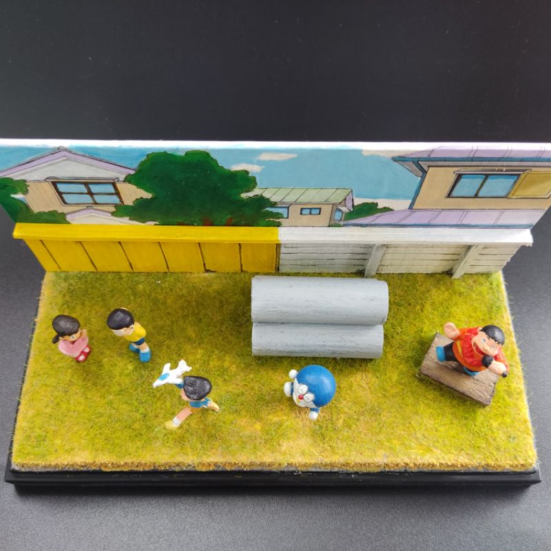 Mô hình Doraemon sân chơi của Nobita, Shizuka, Suneo, Giant hàng handmade