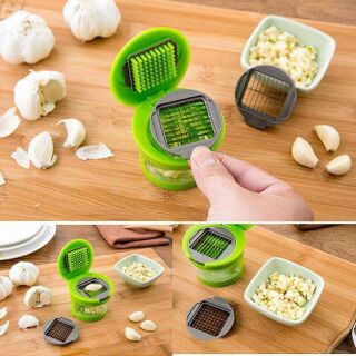 Dụng cụ bóc tỏi dập tỏi