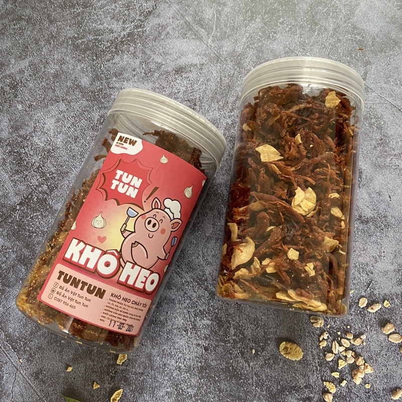 Khô heo khô lợn cháy tỏi xé sợi loại ngon, hũ pet 300g | TunTun - Thế Giới Đồ Ăn Vặt - Đồ Ăn Vặt Hà Nội | BigBuy360 - bigbuy360.vn