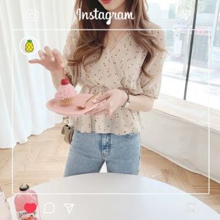 áo Voan trắng cổ V chun eo