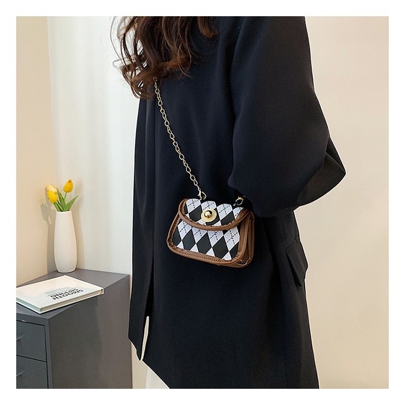 Túi Đeo Chéo Vai Kiểu Vuông Nhỏ Thời Trang Mới 2022 NB00370