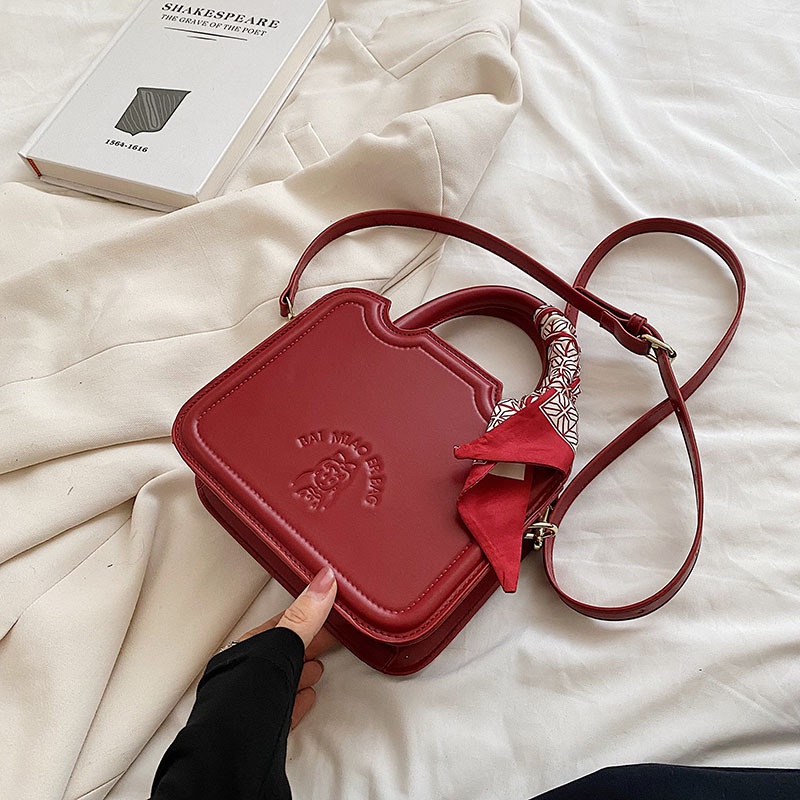 Túi Xách Đeo Vai Thiết Kế Đơn Giản Hợp Thời Trang