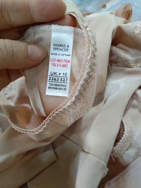 Quần lót M&S, hàng xuất Anh