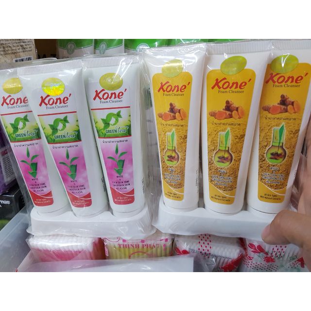Sữa Rửa Mặt Kone nghệ/ trà xanh 100ML
