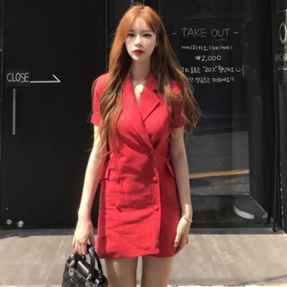 Đầm vest suông gài nút