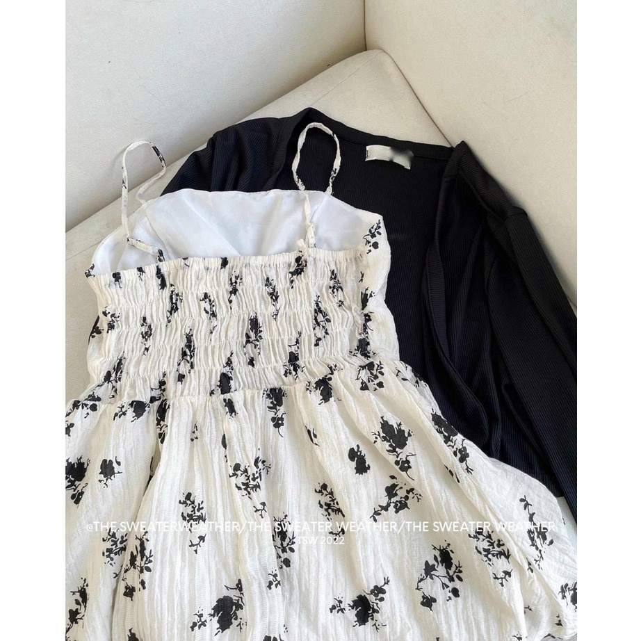 Set váy hai dây thô đũi hoa nhí kèm áo khoác cardigan đen
