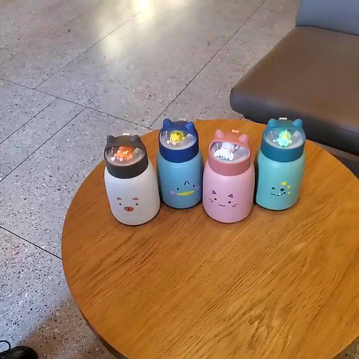 Bình nước giữ nhiệt 360ml nắp thú dễ thương lõi thủy tinh bọc nhựa cách nhiệt BN16 | BigBuy360 - bigbuy360.vn