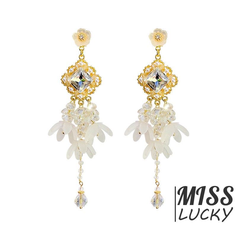 Khuyên tai nữ kiểu dáng thời trang phong cách Hàn Quốc