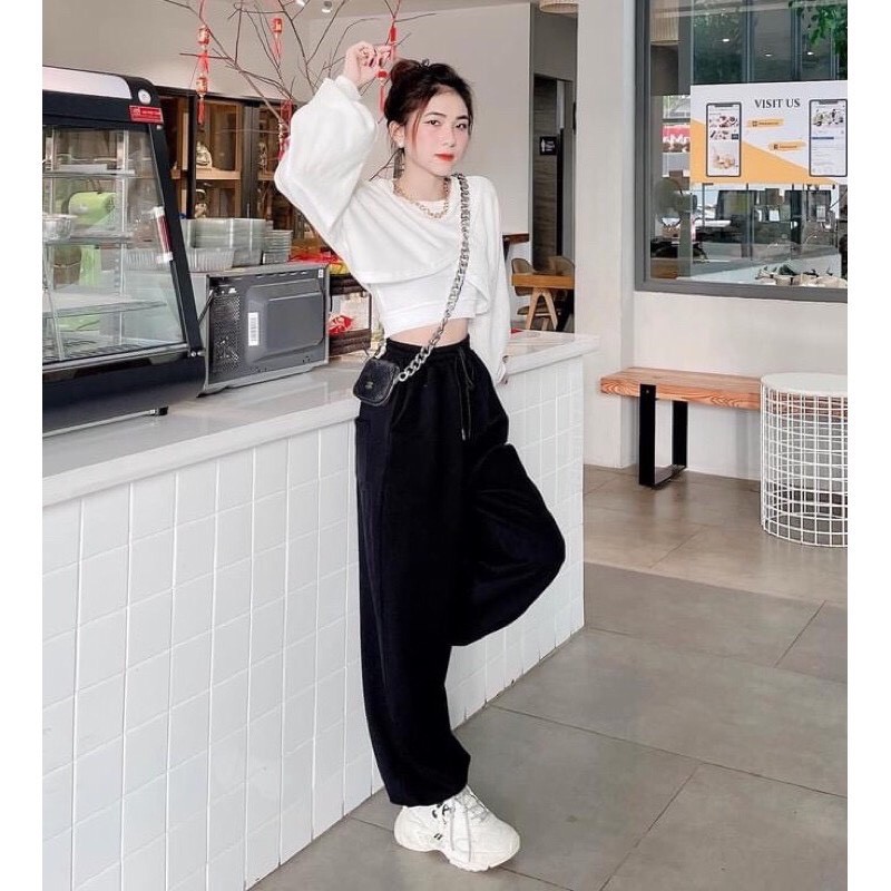 Set bộ quần jogger dây rút gấu mix áo crt chéo phong cách hàn quốc/ Set quần áo nữ dáng rộng thời trang unisex_veestore