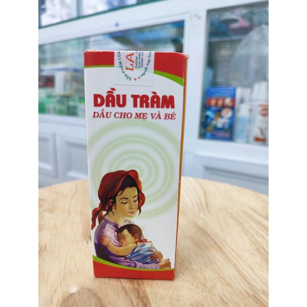 Dầu tràm lava cho mẹ và bé
