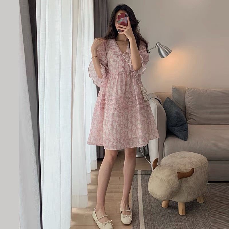 Váy đầm nữ in chữ doris