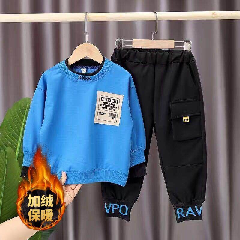 Bộ áo thun tay dài cổ tròn và quần dài kiểu dáng thời trang dành cho bé trai