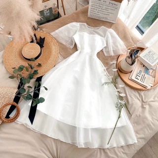 Đầm công chúa trắng
