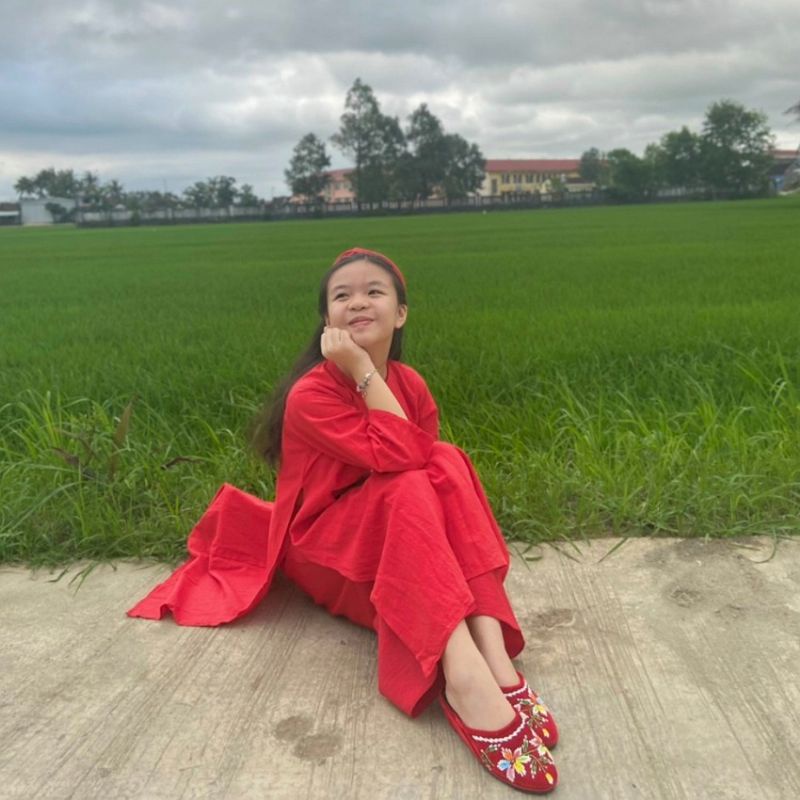 Hài nhung đen hoa thêu kết cườm kim sa cao cấp