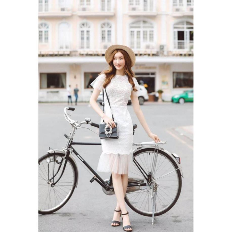 Đầm ren đuôi cá ôm body