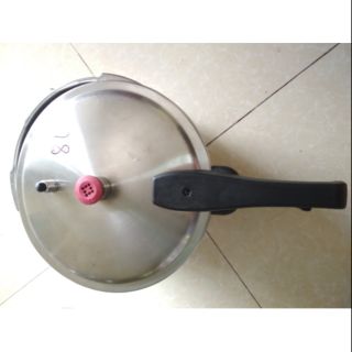 Nồi áp suất Nhật bãi