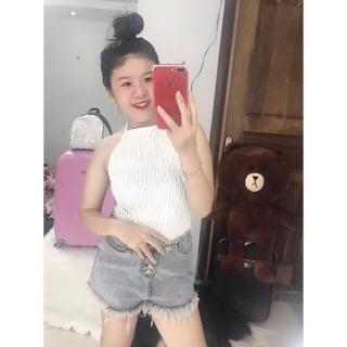 Áo nhún cổ yếm