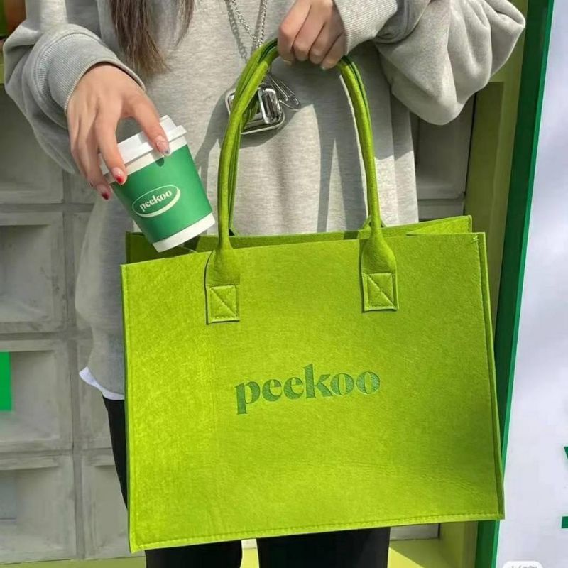 Túi xách nỉ pekoo màu xanh lá dành cho nữ trend 2022