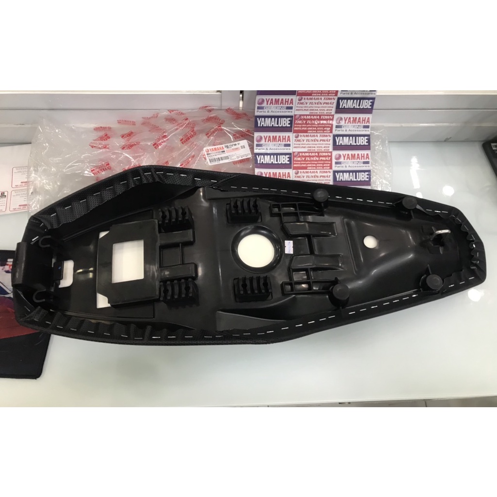 Bộ yên xe đen chỉ đen ex 150 zin chính hãng yamaha