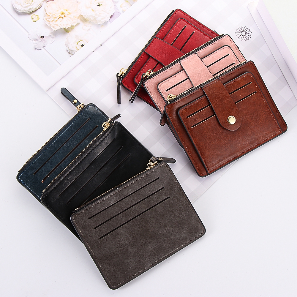 Ví mini có nhiều ngăn để đựng thẻ và tiền xu tiện dụng