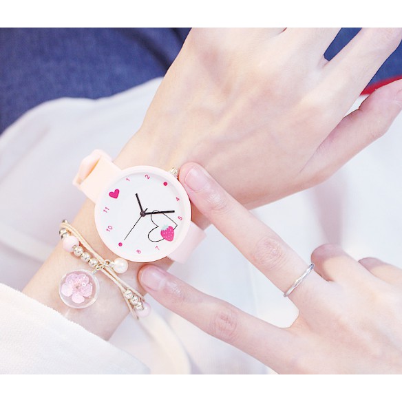 ĐỒNG HỒ NƯ DÂY CAO SU HAZO 358 TRÁI TIM VÀ DÂU TÂY HOT 2019 | BigBuy360 - bigbuy360.vn