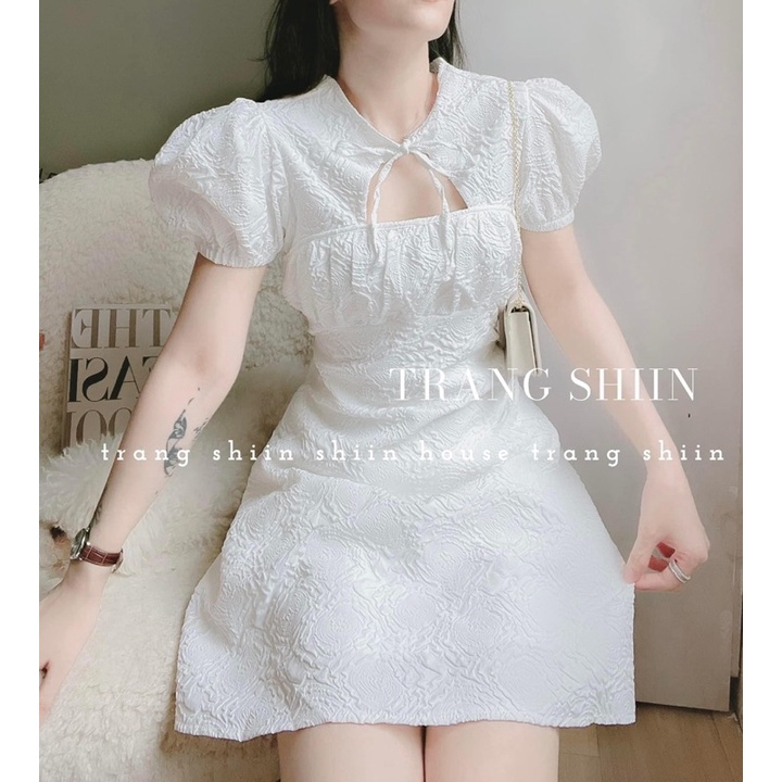 ĐẦM GẤM CUT OUT NGỰC CỘT NƠ CỔ