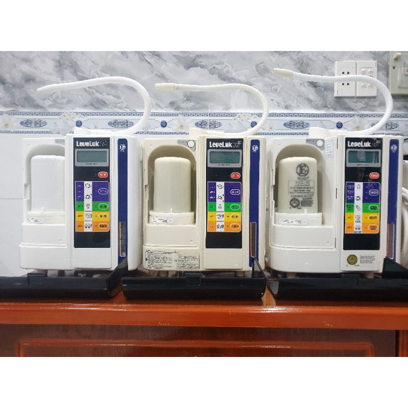 Máy lọc nước điện giải Leveluk sd 501 trọn bộ phụ kiện tặng kèm theo