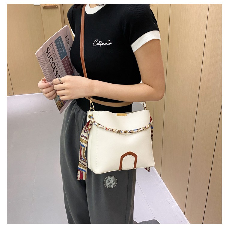 Túi xách nữ đeo chéo | BigBuy360 - bigbuy360.vn