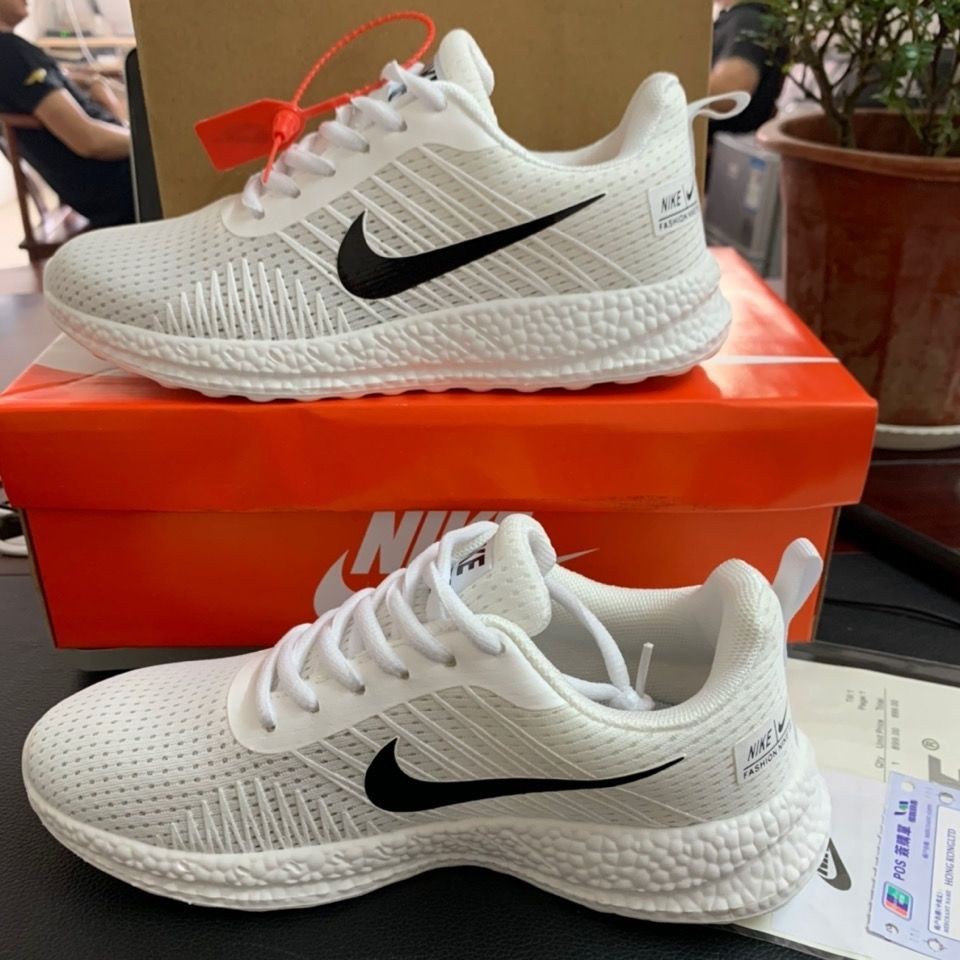 Giày Thể Thao Siêu Nhẹ Thời Trang Full Box