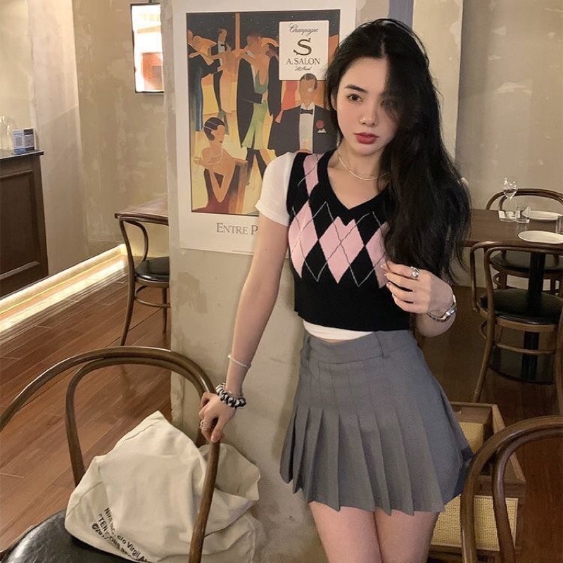 Áo len croptop Rosé Blackpink phong cách trẻ trung năng động