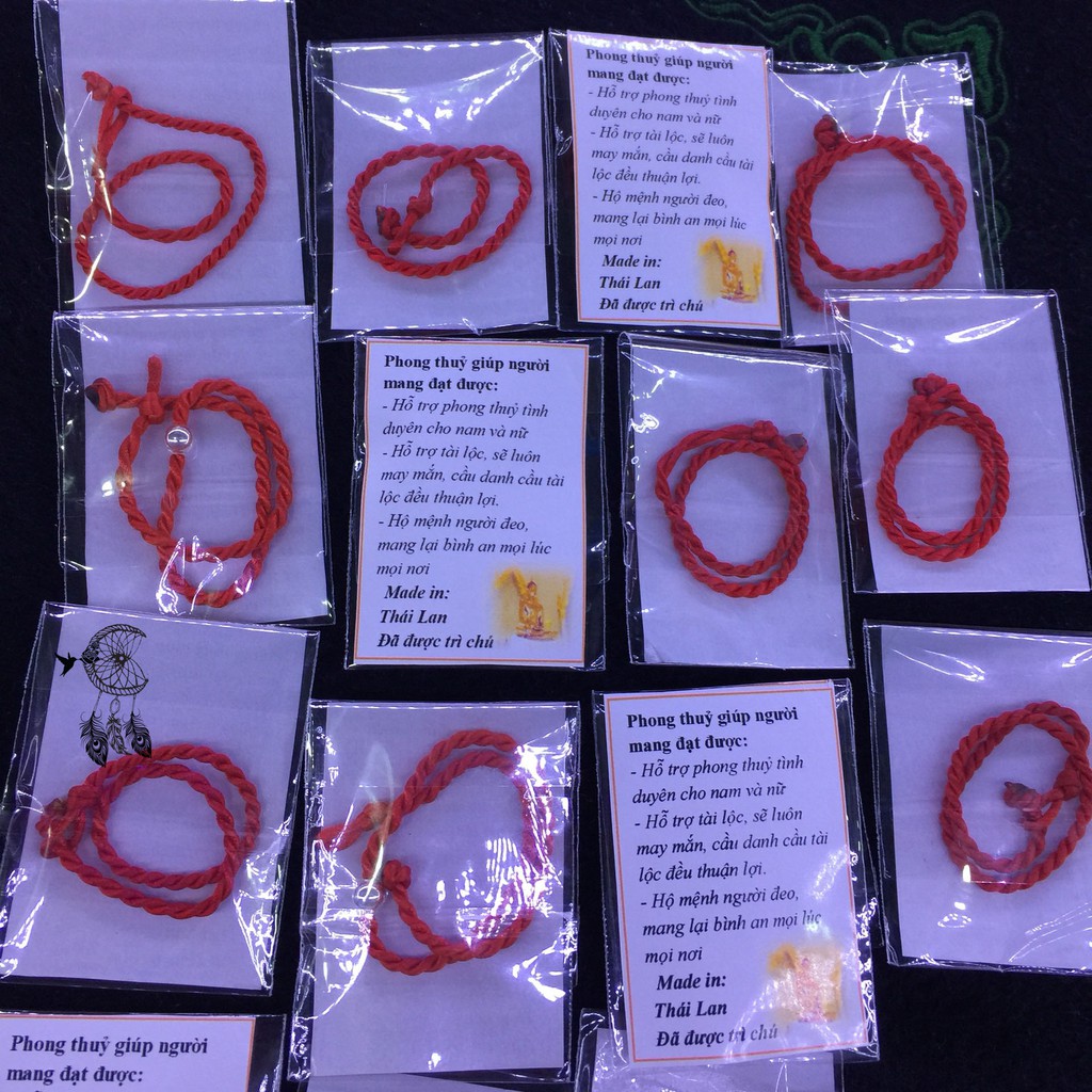 Vòng chỉ đỏ may mắn - Thái lan