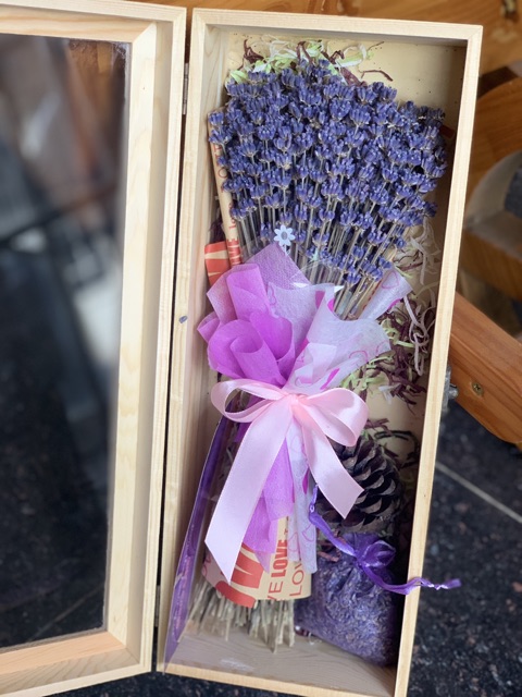 Hộp quà hoa lavender | BigBuy360 - bigbuy360.vn