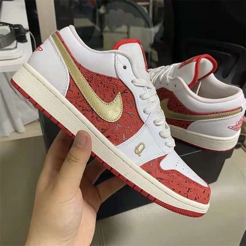 Giày BóNg Rổ ChấT LiệU Da Cho Nam Và Nữ