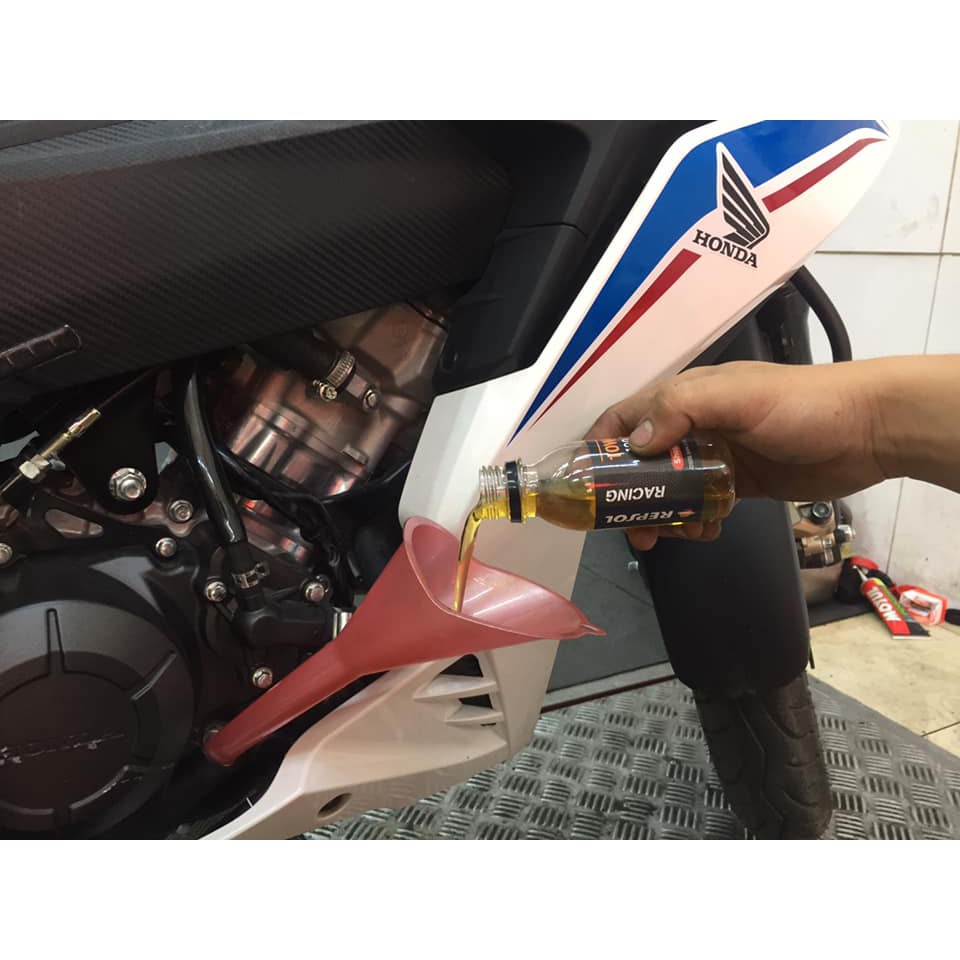 Nhớt Repsol Racing 10W40 chai 1L hoặc 1L1, 1L2, 1L3 (930010)