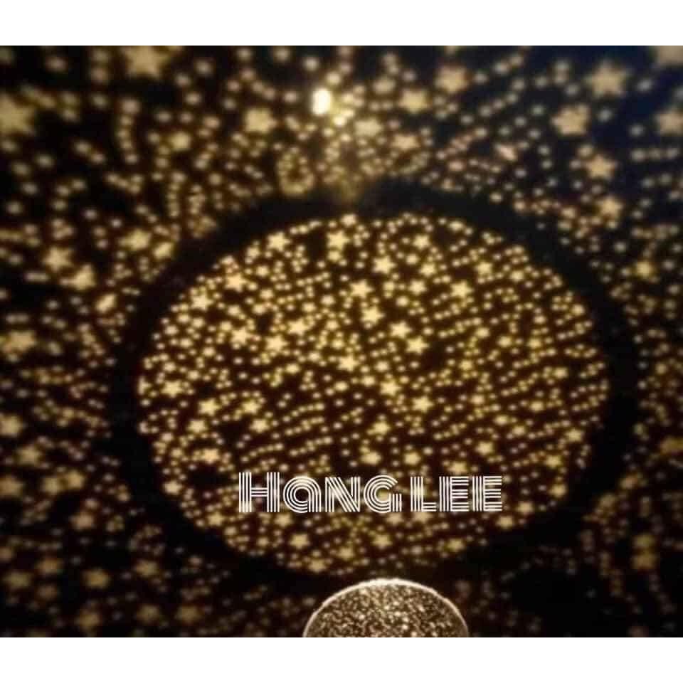 Đèn ngủ chiếu ngàn sao 4 bóng LED hình trụ chiếu sáng hình trời sao - T2K Max