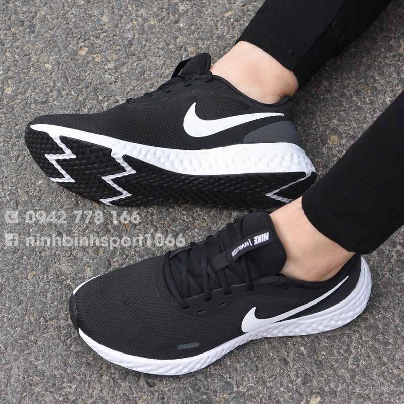 Giầy thể thao nam Nike Revolution 5 BQ3204-002