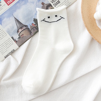Tất nữ màu trắng phong cách hàn quốc mặt cười Happy