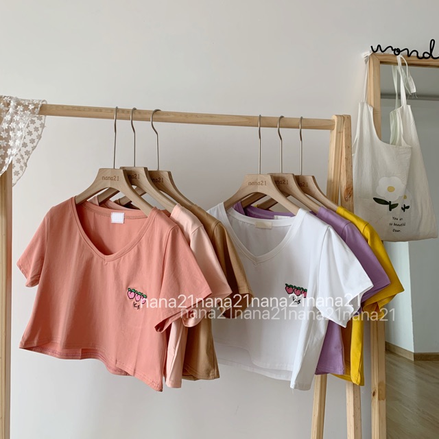 Croptop thêu quả đào+gấu