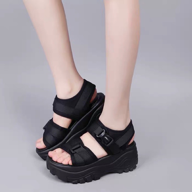 Dép sandal nữ đế bánh mì quai ngang độn đế 5cm, giày sandal nữ siêu nhẹ đi học, đi chơi kiểu mới Hot trend 2021