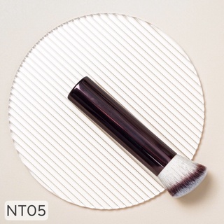 Cọ Phấn Nền Hourglass cọ tán kem nền và phấn nền