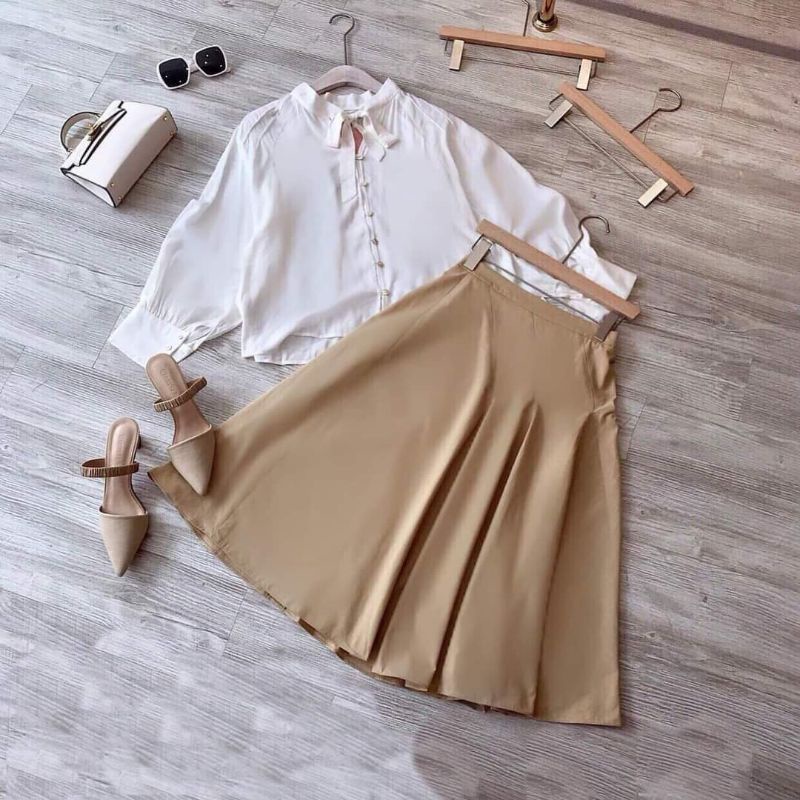 SET BỘ ÁO TRẮNG KÈM VÁY NUDE CÔNG SỞ