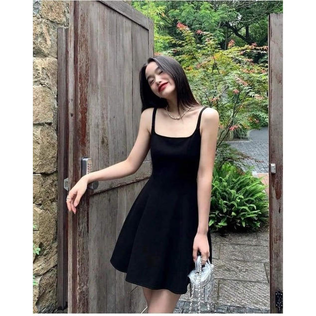 Đầm đen 2 dây basic DD212