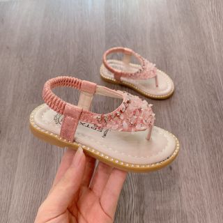Sandal xỏ ngón cho bé