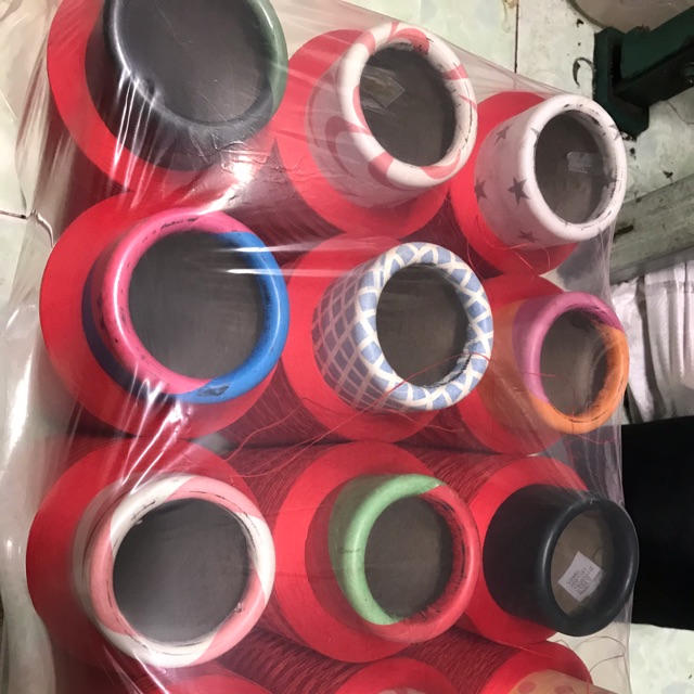 Tơ vắt sổ màu đỏ 150D, lốc 12 ống